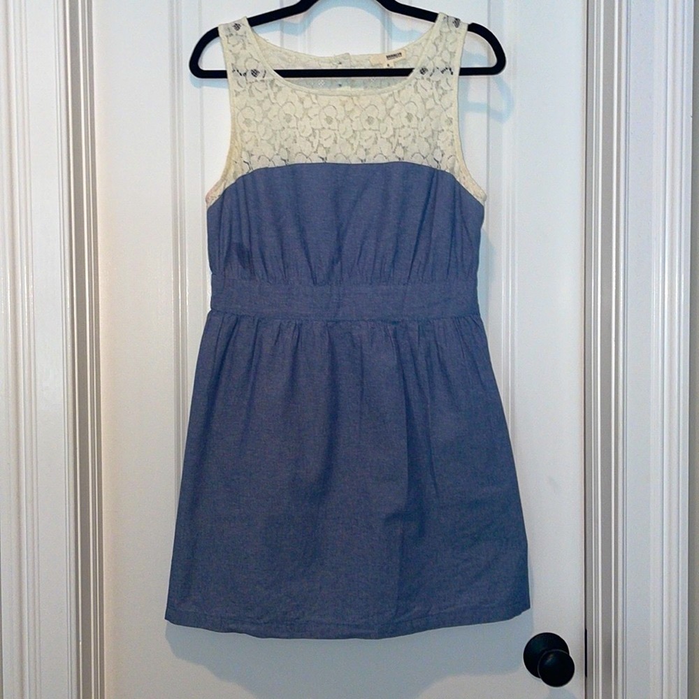 Brooklyn Industries Denim Dress with Lace Detail. Size 8